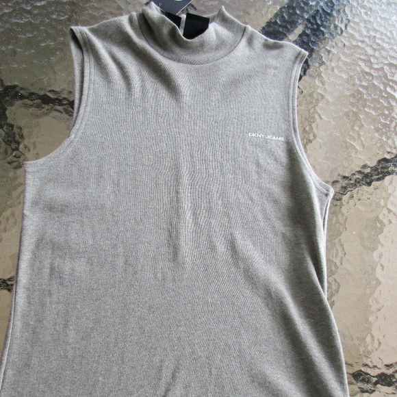 New NWT DKNY Ladies Gray Knit Sleeveless Top Sweater - Picture 3 of 5
